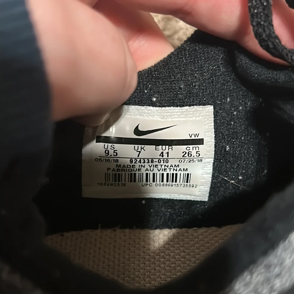 Nike Air Bella TR Womens Size 9.5 Gray/Black Running/Training Shoes - Picture 6 of 6